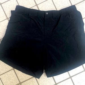 Columbia womens hiking shorts black size medium worn once